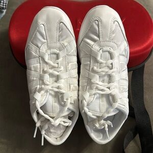 NFINITY CHEER SNEAKERS - NIB